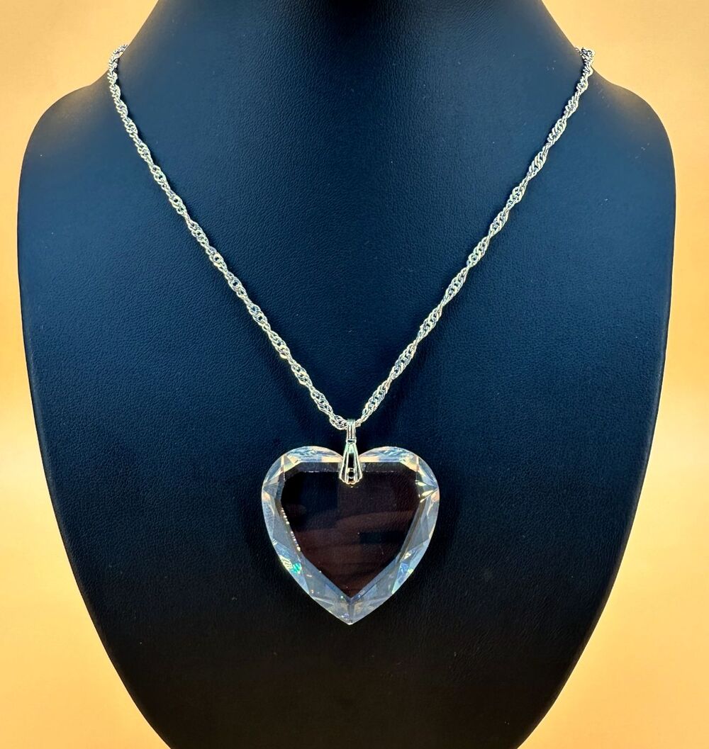 Vintage Crystal Heart Pendant Necklace Silver Tone Singapore Chain 24" Statement
